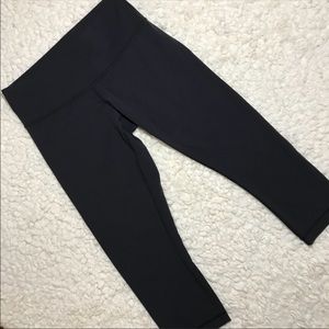 Lululemon Cropped Wunder Under